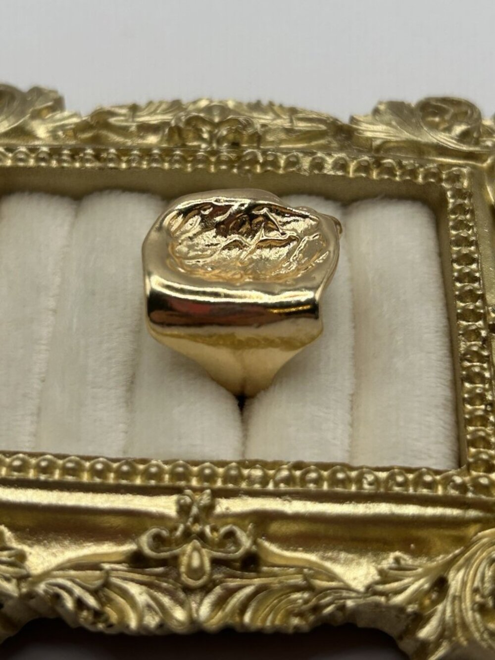 Gold Tone Organic Melted Metal Statement Ring Size 5.5 Sculptural Hammered Look - Picture 4 of 12
